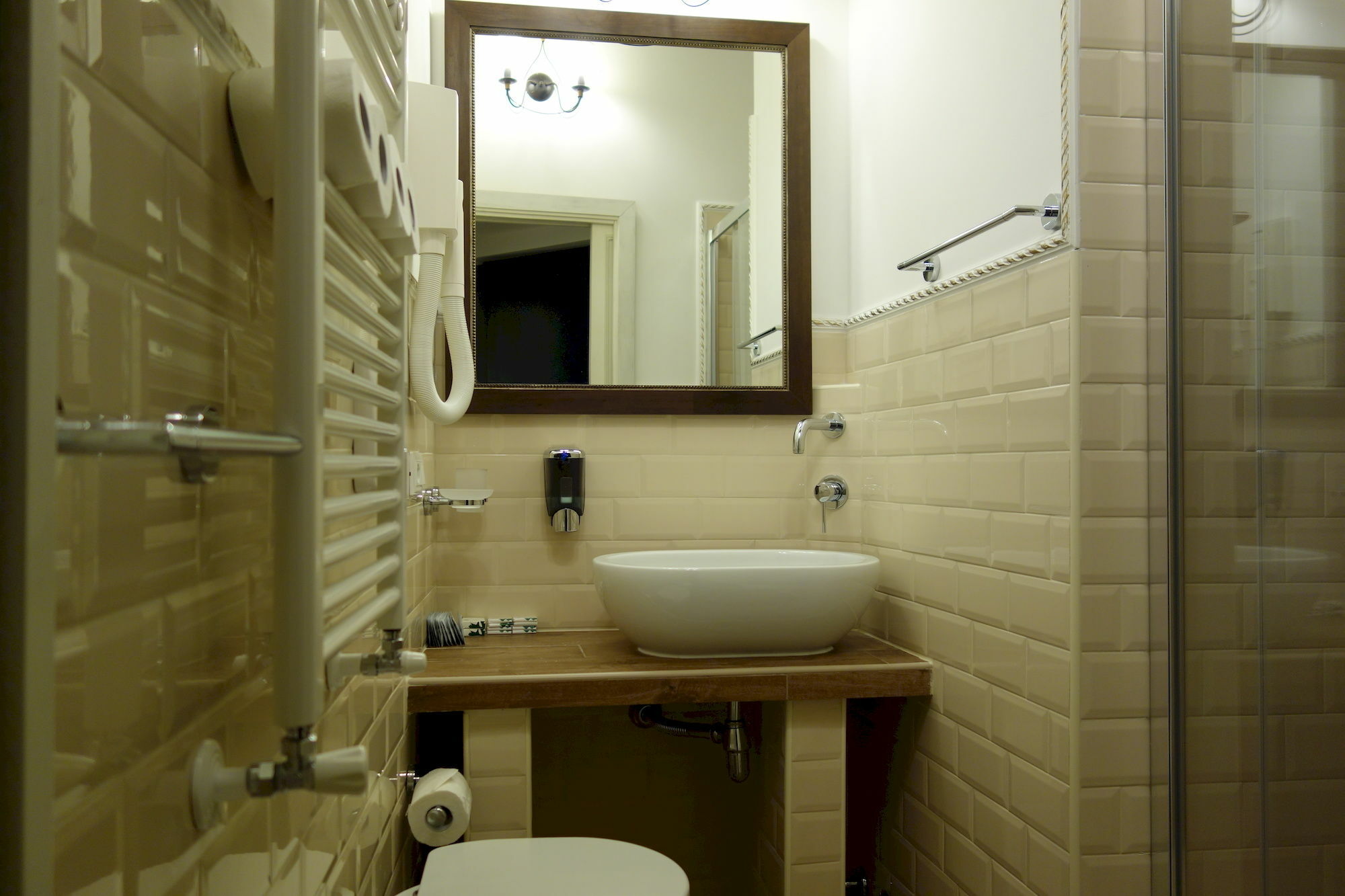 Off Hotel Roma Ngoại thất bức ảnh